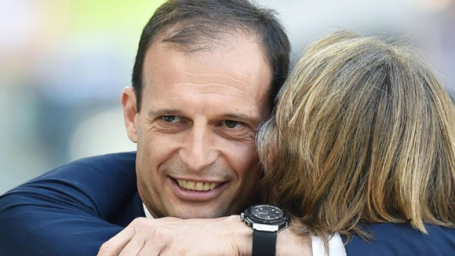 Juventus, un abbraccio tra Allegri e Nedved