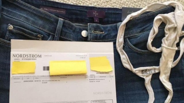 Trova perizoma nei jeans nuovi