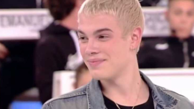 Biondo, allievo di Amici 17, il programma condotto da Maria De Filippi