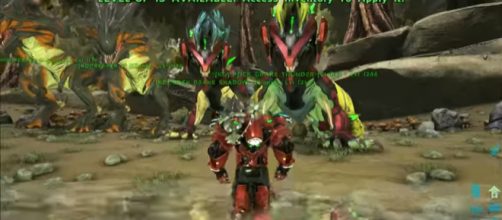 A couple of Reapers and Drakes in 'ARK' - (Image Credit: KingDaddyDMAC/YouTube screencap)