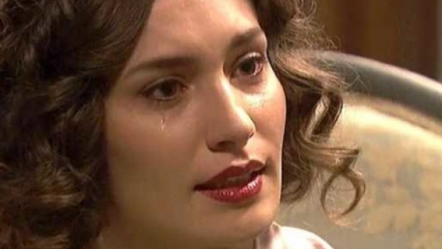 Il Segreto trame serale 17-01: Camila smaschera Hernando