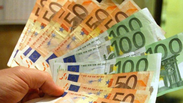 Stangata conti correnti Dalle grandi banche aumenti fino al 40%