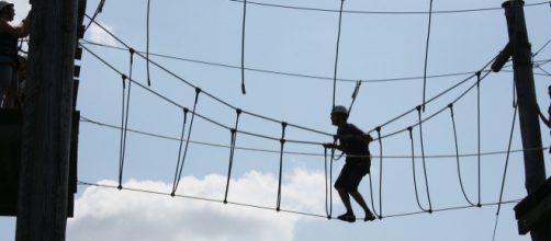 Forgiveness is the only way to overcome. (Image thoralf Pixabay)