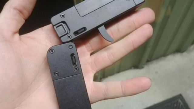 La pistola oggetto della circolare del Viminale