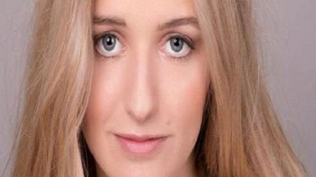 Modella italiana 18enne mette all'asta la sua verginit&agrave; - Foto: ilmessaggero.it