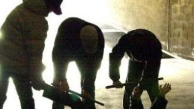 Roma, vittima di violenza e rapina: individuata baby gang di 16 e ... - ilmessaggero.it