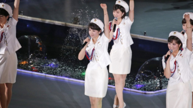 Un'esibizione delle Moranbong, celebre band nordcoreana tutta al femminile