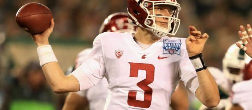 Washington State QB Tyler Hilinski dies in apparent suicide | NCAA ... - (Sportingnews./Youtube screencap)
