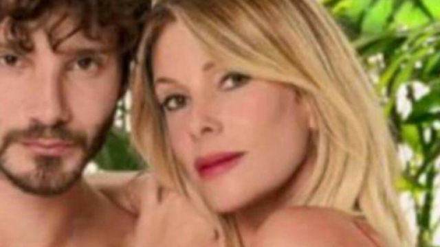 Alessia Marcuzzi rivela i motivi che l&rsquo;hanno portata a scegliere Stefano De Martino come inviato all'Isola dei Famosi 2018