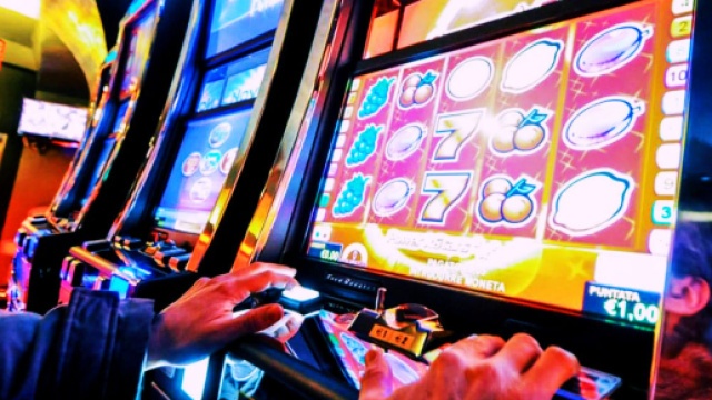 Le giocate sarebbero state effettuate all'interno di un bar di Olbia.