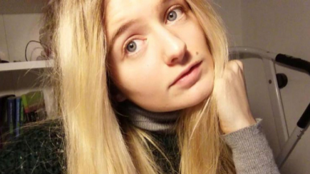 18enne italiana mette all'asta la sua prima volta