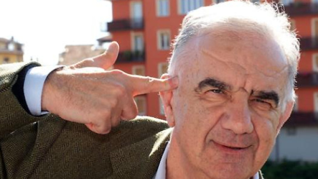 Blitz sotto casa di Gene Gnocchi