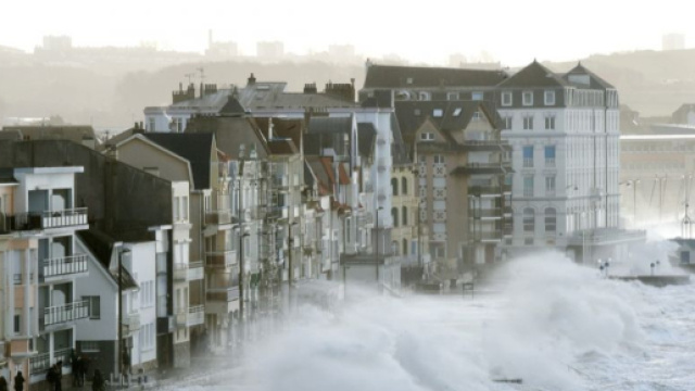 L&rsquo;uragano Friederike colpisce Olanda, Germania e Belgio.