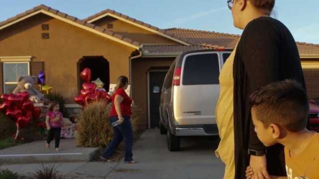 Apr&egrave;s plusieurs ann&eacute;es de bonheur, le couple Turpin bascule dans l'horreur et maltra&iuml;te ses treize enfants.