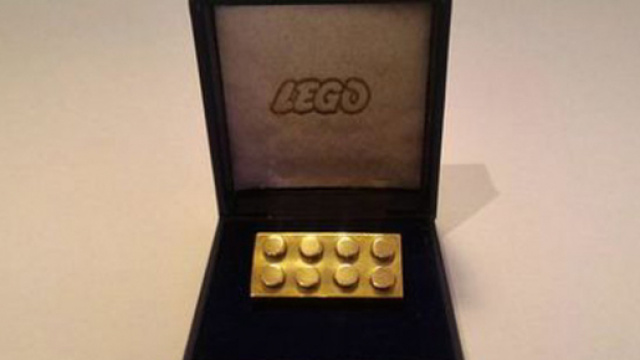 Cubetto lego in oro, le stravaganze dei collezionisti
