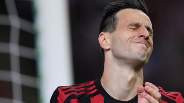 Nikola Kalinic impreca dopo un'occasione