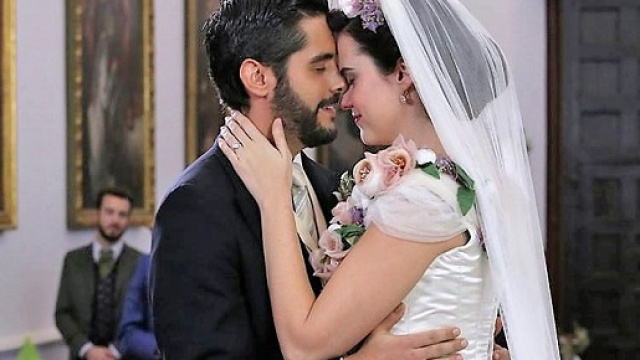 Una vita, anticipazioni spagnole: Victor e Maria Luisa si sposano