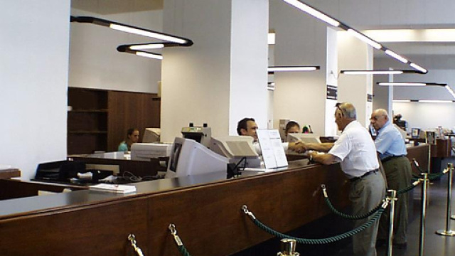 Banche: dati dei clienti non pi&ugrave; riservati