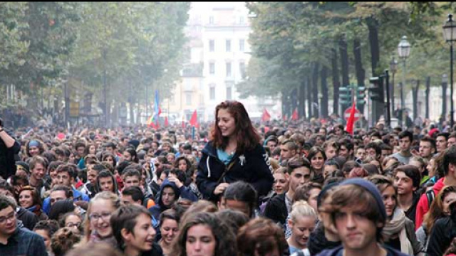 Immagine di una manifestazione. Fonte: skuola.net