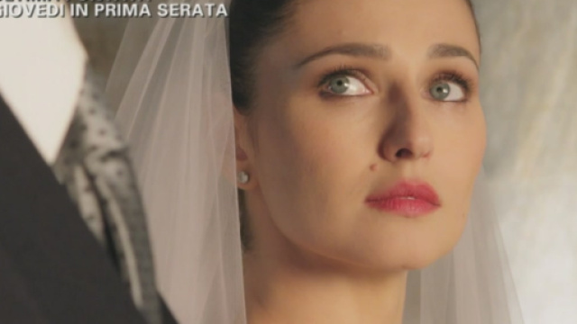 Le tre rose di Eva spoiler: chi sposer&agrave; Aurora?