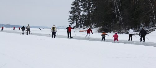 Fun in the snow. - [By Anneli Salo / Wikimedia Commons]