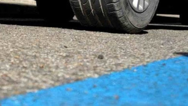 Auto elettriche incentivi e zona blu gratis: ecco i dettagli