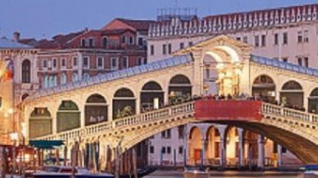 Pranzi 'salati' per i turisti in visita a Venezia