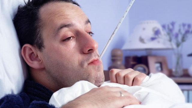 Assenze per malattia, un lavoratore pu&ograve; svolgere qualunque attivit&agrave; non pregiudichi le sue condizioni di salute.