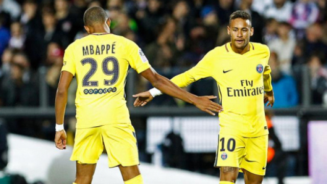 M&eacute;n&egrave;s impressionn&eacute; par les d&eacute;buts de Mbapp&eacute;... et par Neymar - madeinfoot.com