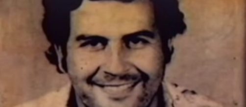 Pablo Escobar was the wealthiest drug lord to ever live [Image via YouTube/Watchmojo]