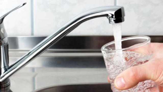 Acqua pubblica sempre pi&ugrave; cara ecco perch&eacute;