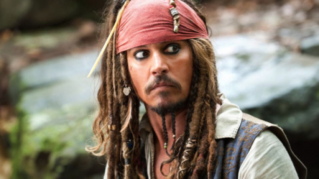 Johnny Depp carries his Jack Sparrow costume everywhere | Metro News - metro.co.uk