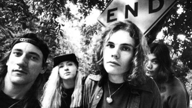 Smashing Pumpkins' 'Mellon Collie' was Alt-Rock's Swan Song - medium.com