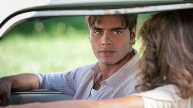 Massimiliano Morra potrebbe partecipare a 'Ballando con le stelle 2018' (foto Aresfilm.com)