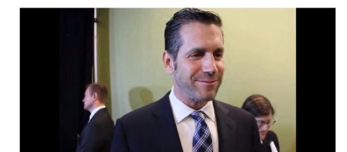 GH executive producer Frank Valentini stays mum about "JaSam" and "Dream." (Image via LA music and Examiner Youtube).