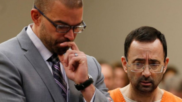 Larry Nassar durante in aula di tribunale - eurosport.com