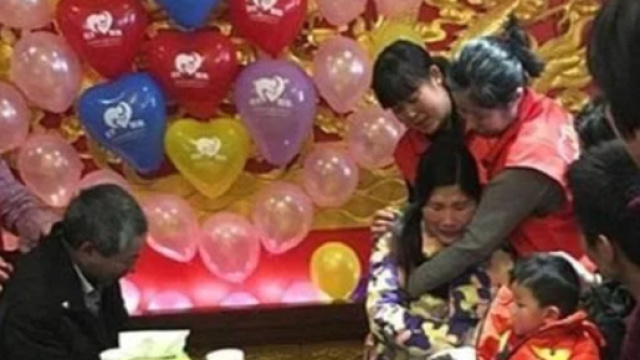 Ritrova la famiglia dopo 26 anni: tutto grazie ad un programma