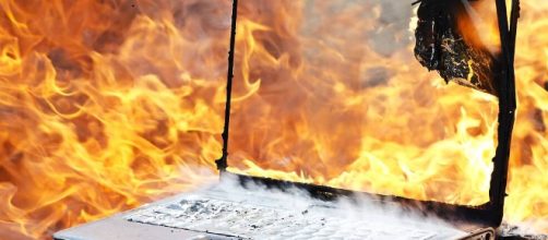 Superaquecimento pode estragar pe&ccedil;as importantes do aparelho e gerar mais preju&iacute;zos