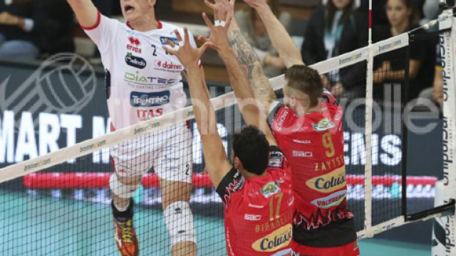 Domenica il quarto "sold out" stagionale al PalaTrento! In 4.000 ... - trentinovolley.it