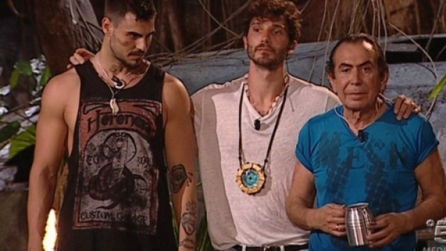 Isola dei famosi 2018 concorrente lascia il reality