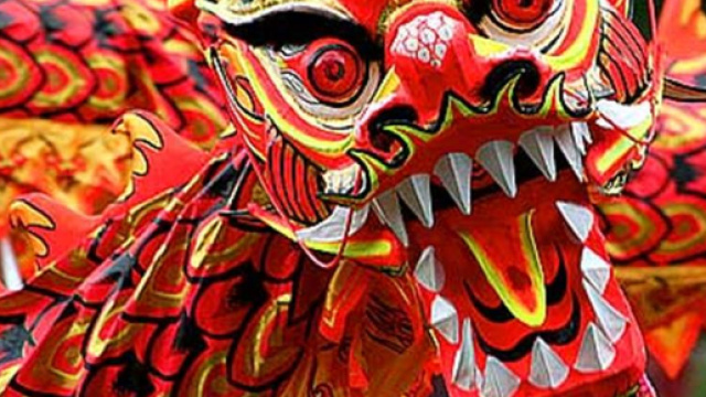 Un dragone di carta del Capodanno Cinese a Milano