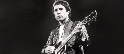 Paul Simon dice adi&oacute;s a los escenarios