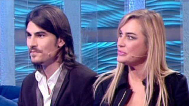 Lory Del Santo dichiara di aver dormito con Marco Ferri, naufrago dell'Isola