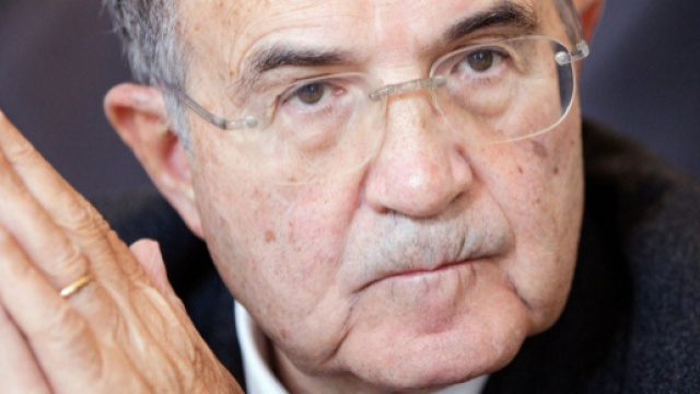 Romano Prodi prepara le valigie. "Vicino al Pd ma se Renzi va con ... - huffingtonpost.it