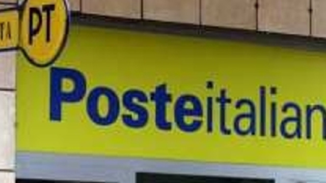 Vicenza, impiegato non consegna la posta: ecco cosa gli trovano in casa