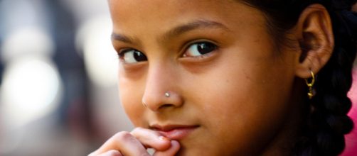 An image of an Indian girl in Udaipur, Rajasthan.