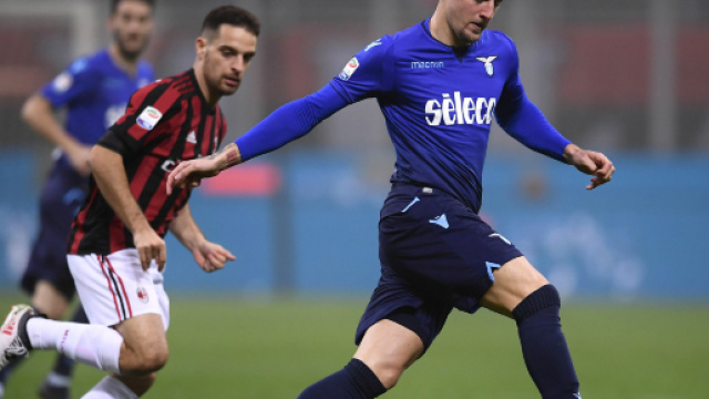 Bonaventura e Milinkovic-Savic in un'azione di Milan Lazio