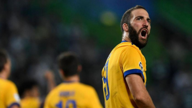 Juventus, i bianconeri celebrano la vittoria ottenuta contro l'Atalanta