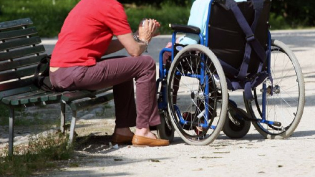Badanti : Le undici ore di riposo devono essere consecutive ogni giorno