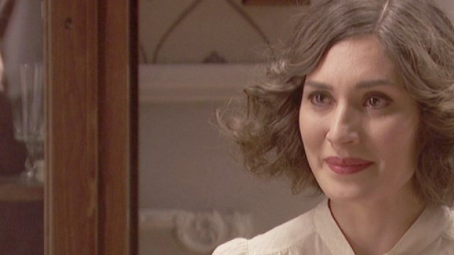 Camila rivela a Hernando di essere in dolce attesa